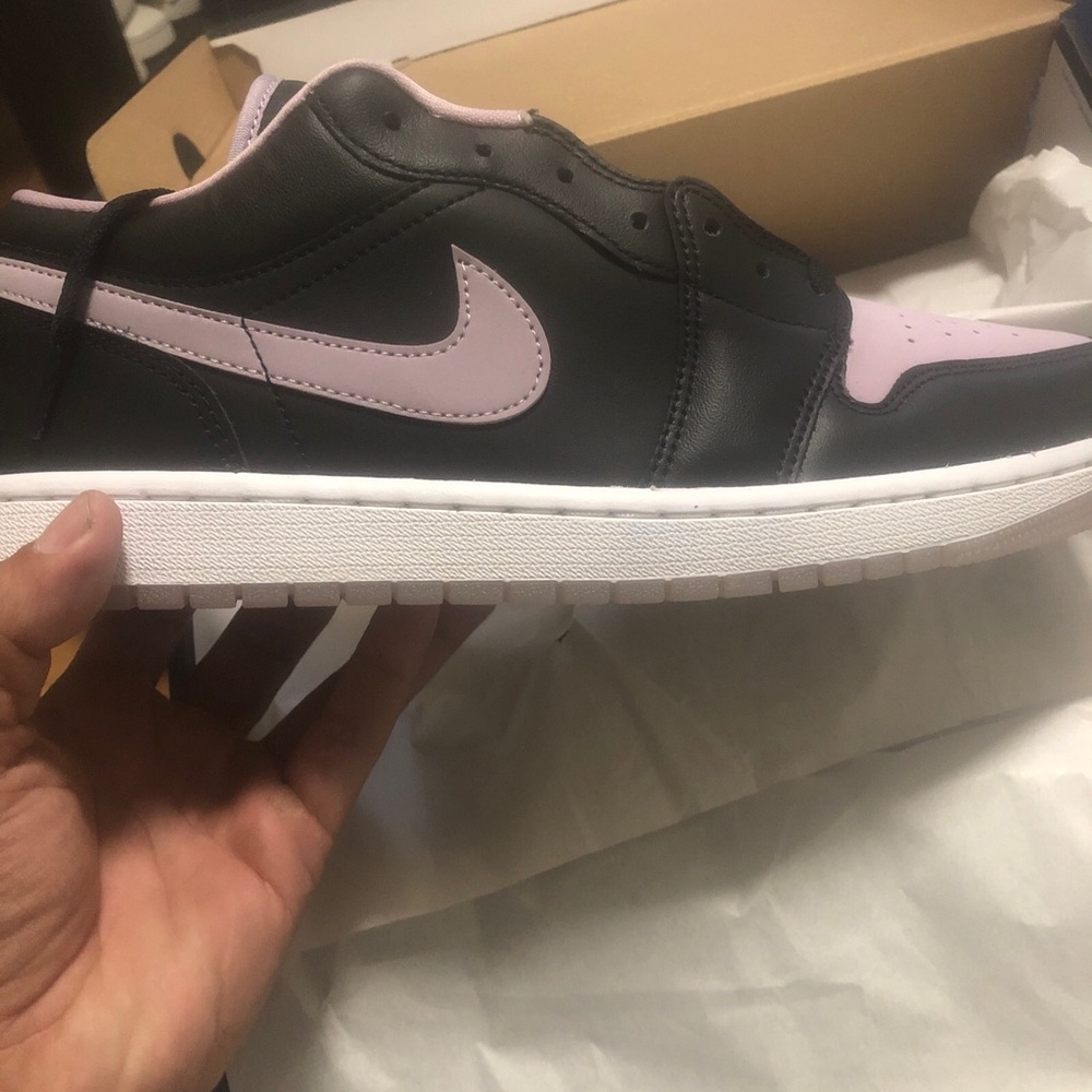 Jordan Air 1 Low SE Black and White